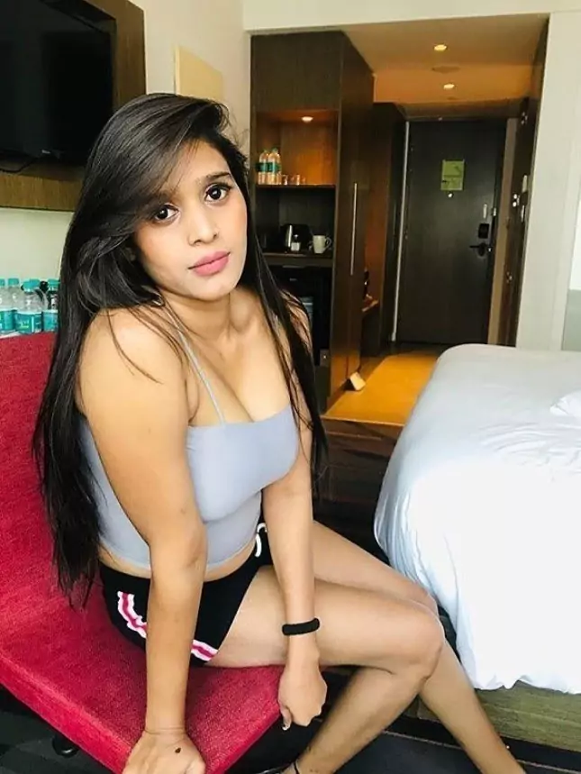 कॉल गर्ल्स सर्विस कुंकावाव वडिया